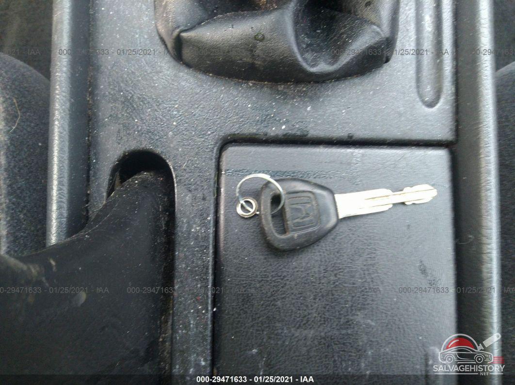 1HGCG3147YA026470 2000 HONDA ACCORD CPE photo no. 11