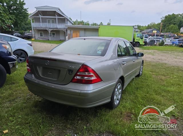 WDBRF92H66F744302 2006 MERCEDES-BENZ C-CLASS photo no. 4