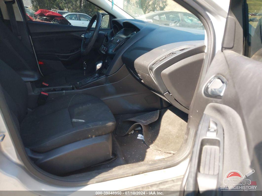 1FADP3F29JL316882 2018 FORD FOCUS photo no. 5