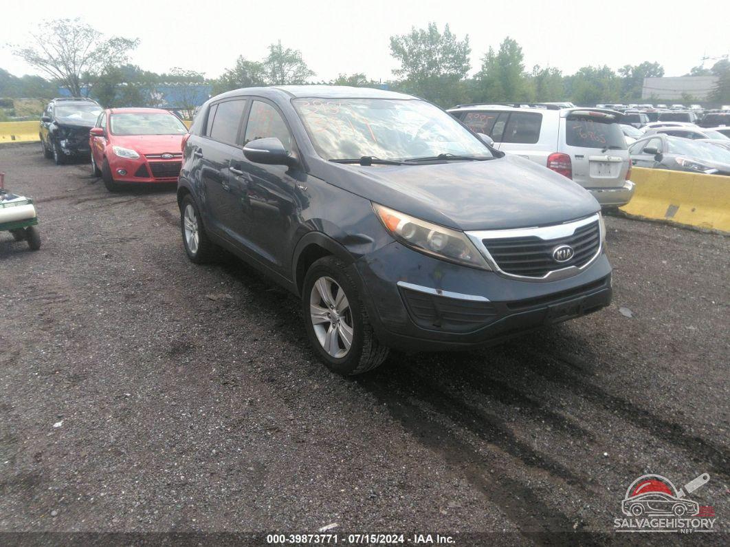 KNDPBCA28C7252858 2012 KIA SPORTAGE photo no. 4