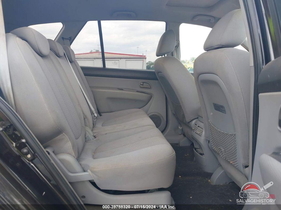 KNAFG525X87198355 2008 KIA RONDO photo no. 8