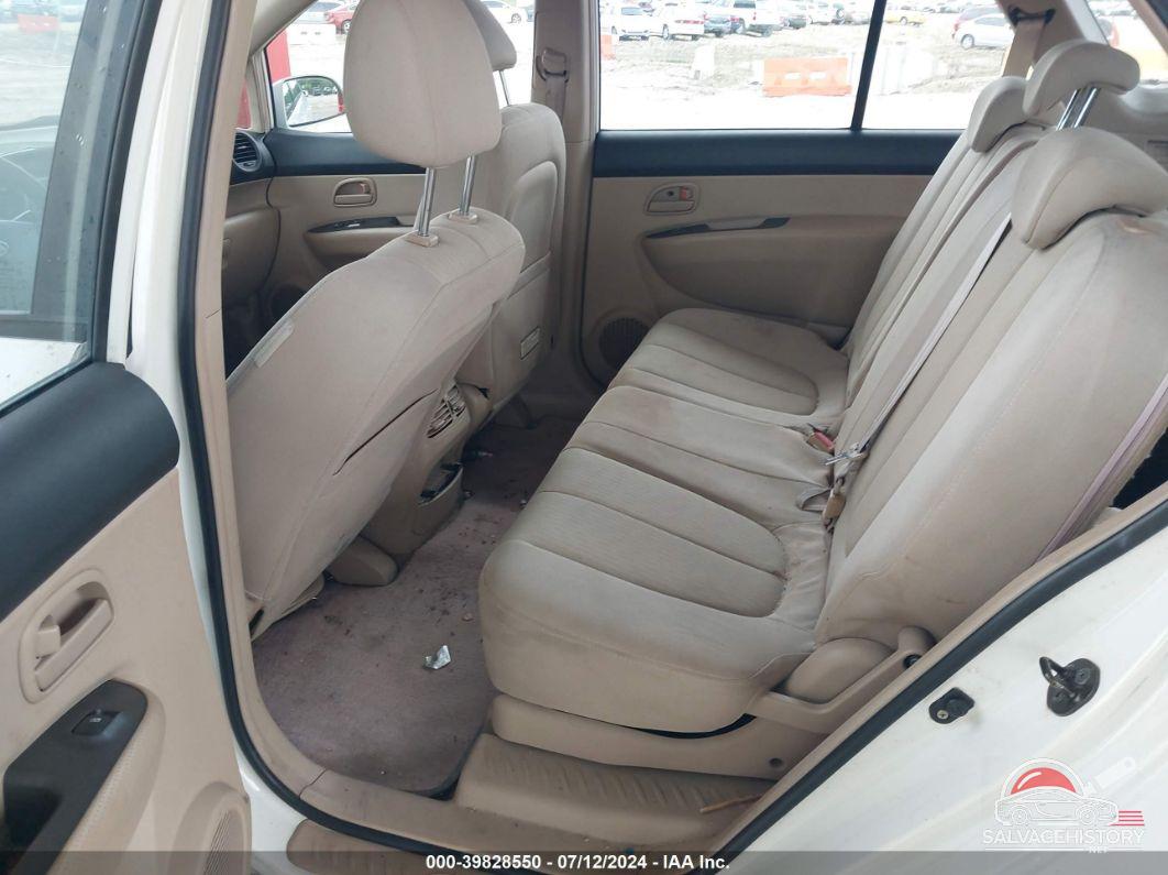 KNAFG525877073207 2007 KIA RONDO photo no. 8