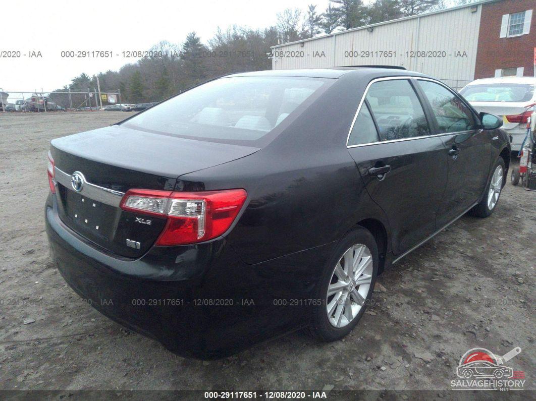 4T1BD1FK1DU070421 2013 TOYOTA CAMRY HYBRID photo no. 4