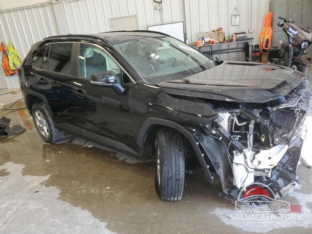 2T3P1RFV2MC161701 2021 TOYOTA RAV4 photo no. 4