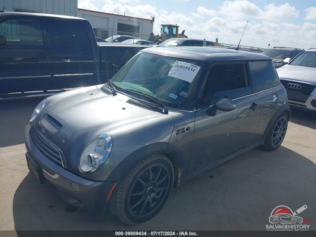 WMWRE33465TG95535 2005 MINI COOPER S photo no. 2
