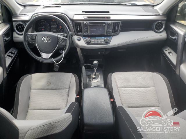 JTMRFREVXJJ220465 2018 TOYOTA RAV4 photo no. 8