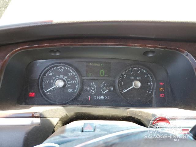 2LNHM82W88X657497 2008 LINCOLN TOWNCAR photo no. 9