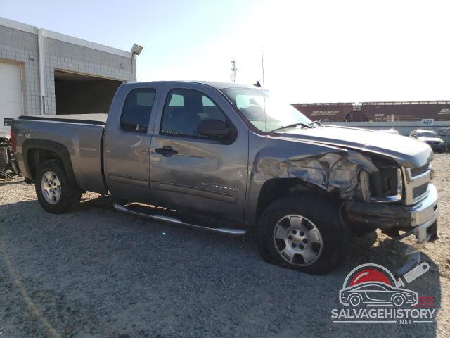 1GCRKSE7XDZ291420 2013 CHEVROLET ALL Models photo no. 4