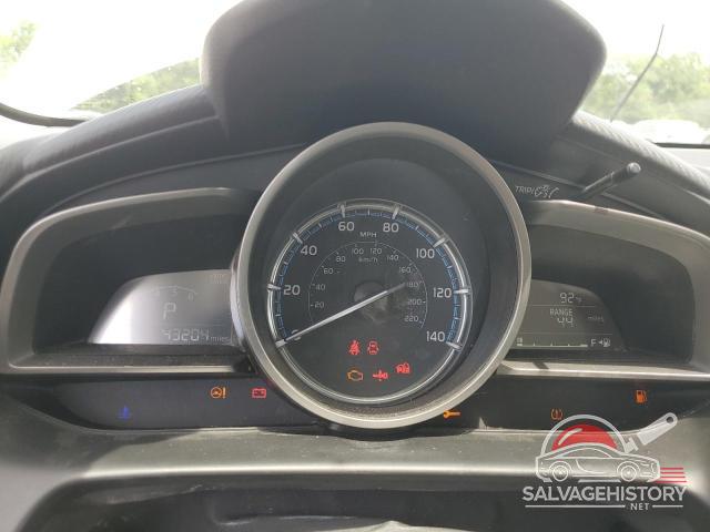 3MYDLBYV8KY526021 2019 TOYOTA YARIS photo no. 9
