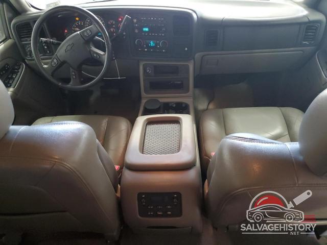 1GNEC16Z24J237590 2004 CHEVROLET SUBURBAN photo no. 8
