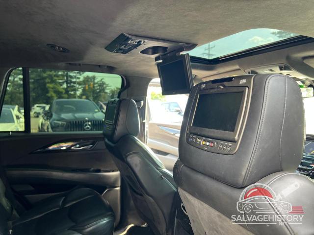 1GYS4DKJ1JR334247 2018 CADILLAC ESCALADE photo no. 9