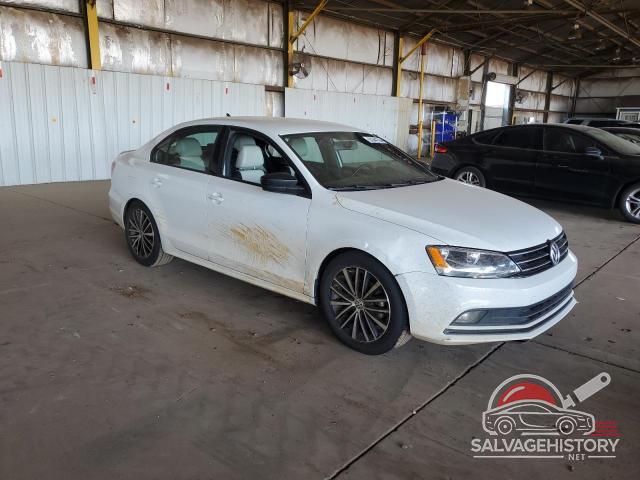 3VWD17AJ8GM355663 2016 VOLKSWAGEN JETTA photo no. 4