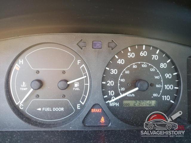 2T1BR12E22C575545 2002 TOYOTA COROLLA photo no. 9