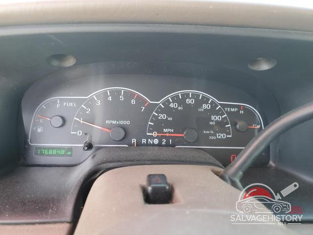 2FMDA5242YBA48696 2000 FORD WINDSTAR photo no. 9