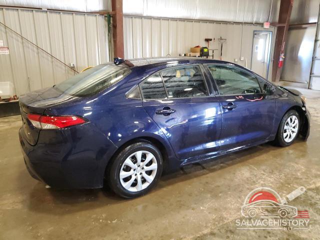 5YFEPMAE2NP331761 2018 TOYOTA COROLLA photo no. 3