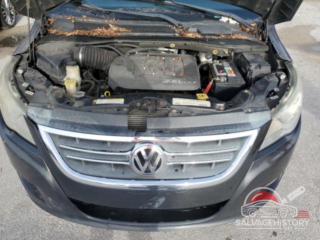 2V4RW3DG5BR767131 2011 VOLKSWAGEN ROUTAN photo no. 12