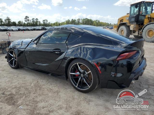 WZ1DB0C00MW042681 2021 TOYOTA SUPRA photo no. 2