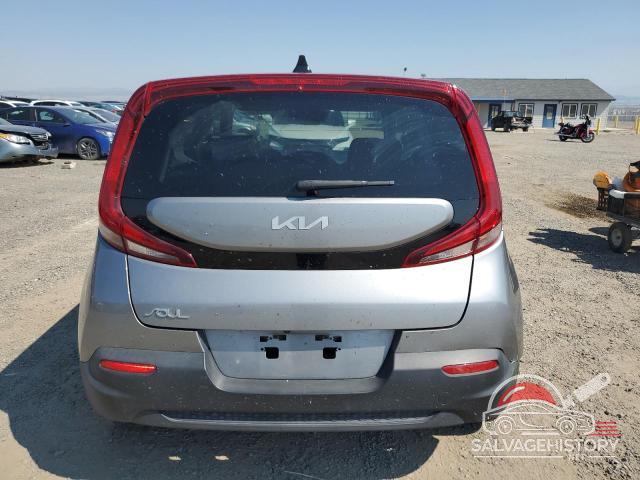 KNDJ23AU1N7806171 2022 KIA SOUL photo no. 6
