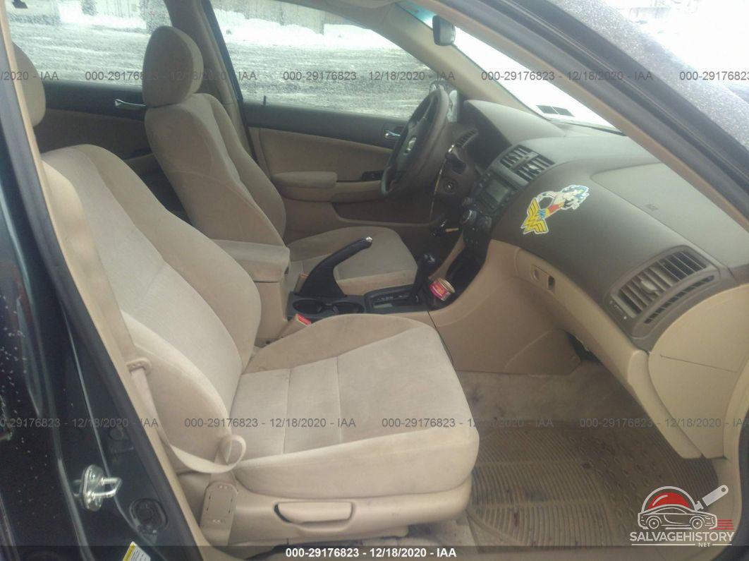 1HGCM564X4A072379 2004 HONDA ACCORD SDN photo no. 5