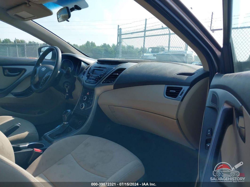 5NPDH4AE9FH588830 2015 HYUNDAI ELANTRA photo no. 5