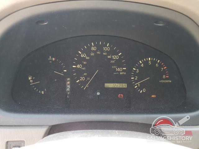 JT6HF10U0Y0151496 2000 LEXUS RX300 photo no. 9