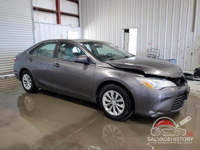 4T1BF1FK5FU893270 2015 TOYOTA CAMRY photo no. 4