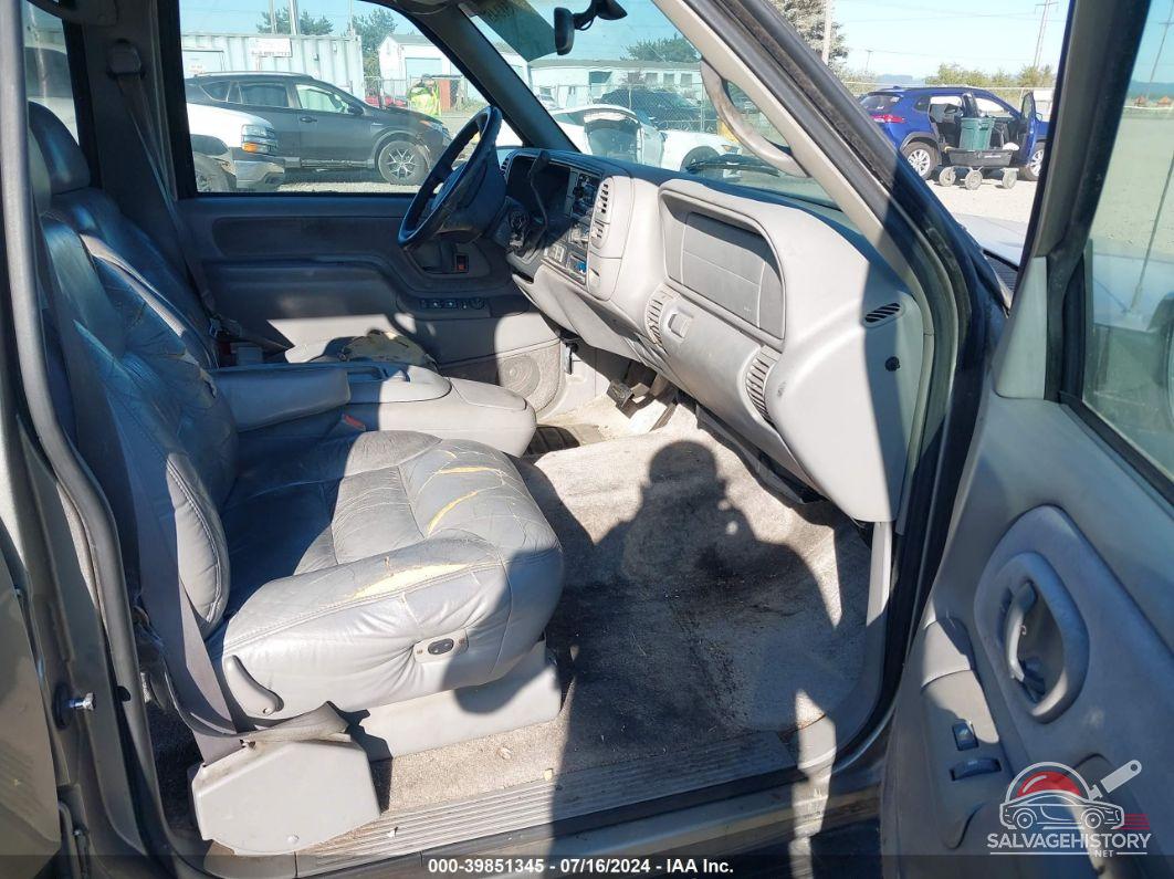 1GNEK13R1XJ355674 1999 CHEVROLET TAHOE photo no. 5