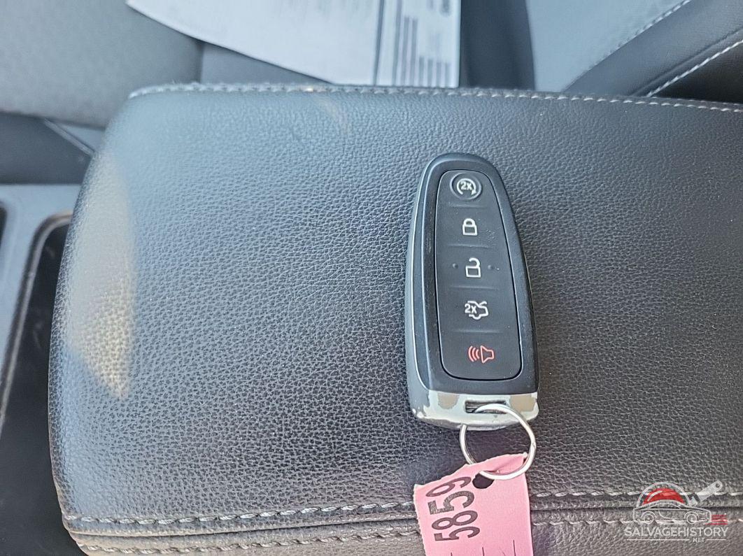 1FMCU9GD8KUA72375 2019 FORD ESCAPE photo no. 4