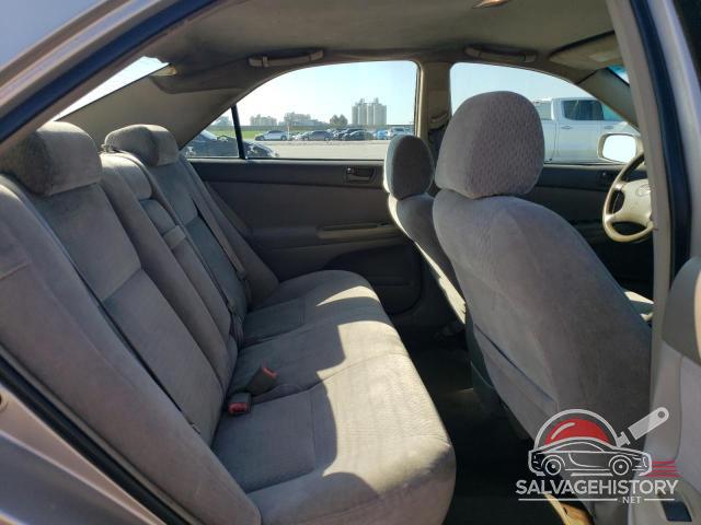 4T1BE32K12U522976 2002 TOYOTA CAMRY photo no. 10