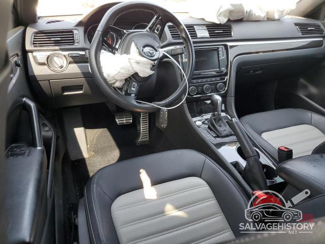 1VWJM7A39JC040357 2018 VOLKSWAGEN PASSAT photo no. 8