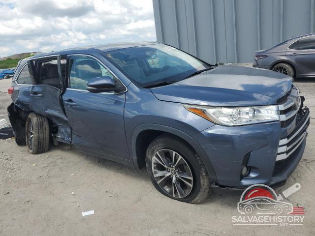 5TDZZRFH0JS283058 2018 TOYOTA HIGHLANDER photo no. 4