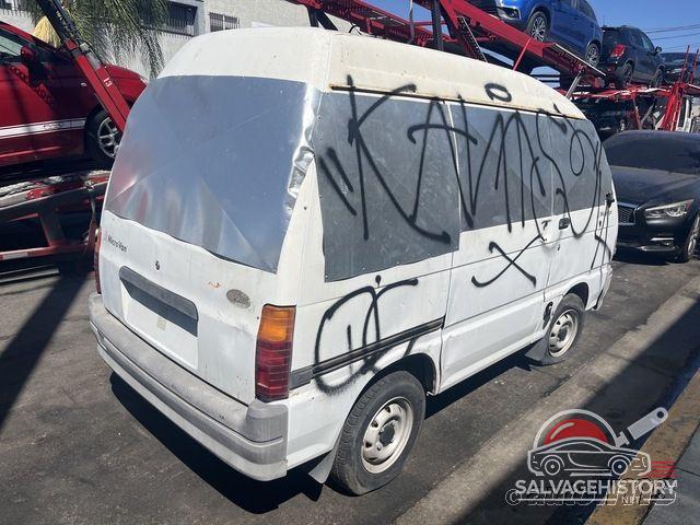 KN3HN38D2WK081231 1999 KIA AN240 MICROVAN photo no. 2