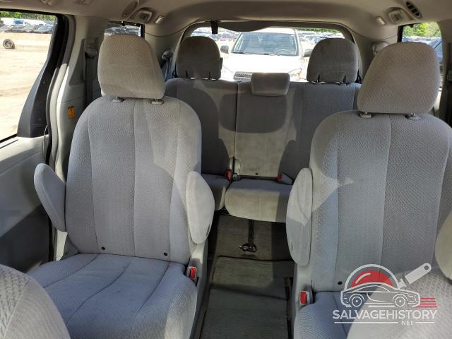 5TDJK3DC4BS013967 2011 TOYOTA All Models photo no. 10