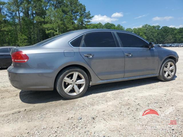 1VWBH7A32DC125800 2013 VOLKSWAGEN PASSAT photo no. 3