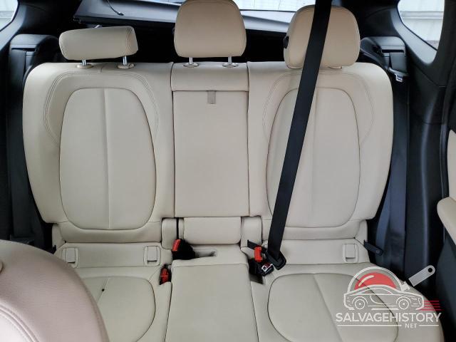WBXHT3C36GP881499 2016 BMW X1 photo no. 10