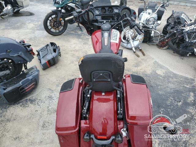 1HD1KRC18JB609591 2018 HARLEY-DAVIDSON FL photo no. 6