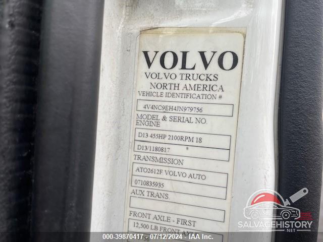 4V4NC9EH4JN979756 2018 VOLVO VNL photo no. 8