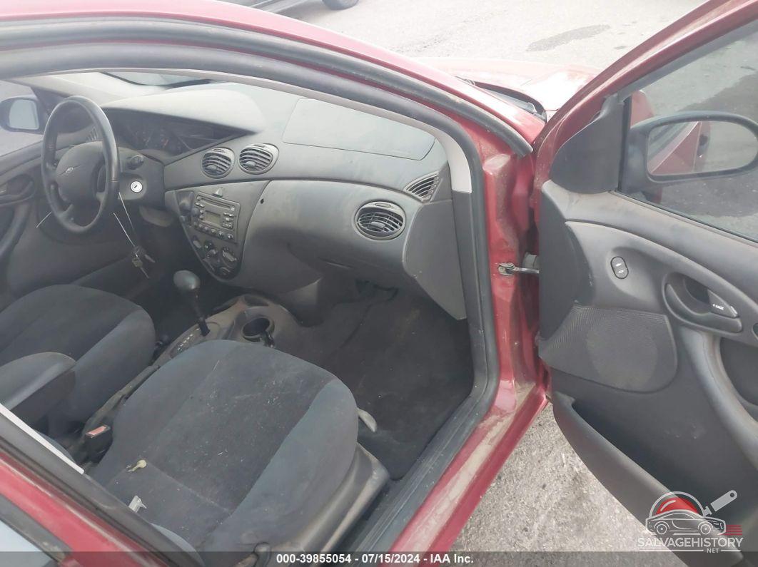 1FAFP34331W313947 2001 FORD FOCUS photo no. 5