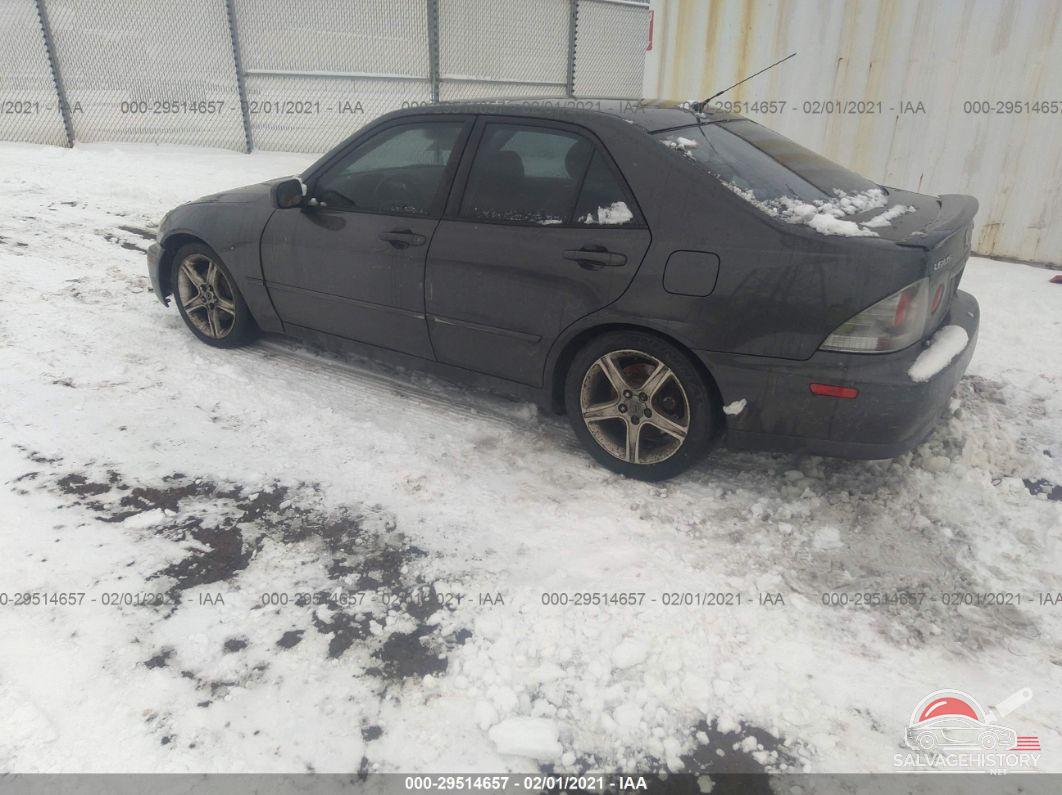 JTHBD192320051873 2002 LEXUS IS 300 photo no. 3