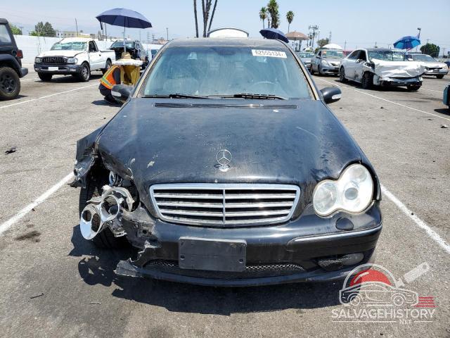 WDBRF40J14A583408 2004 MERCEDES-BENZ C-CLASS photo no. 5