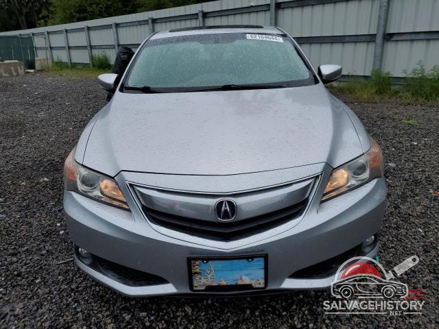 19VDE1F72FE008963 2015 ACURA ILX photo no. 5