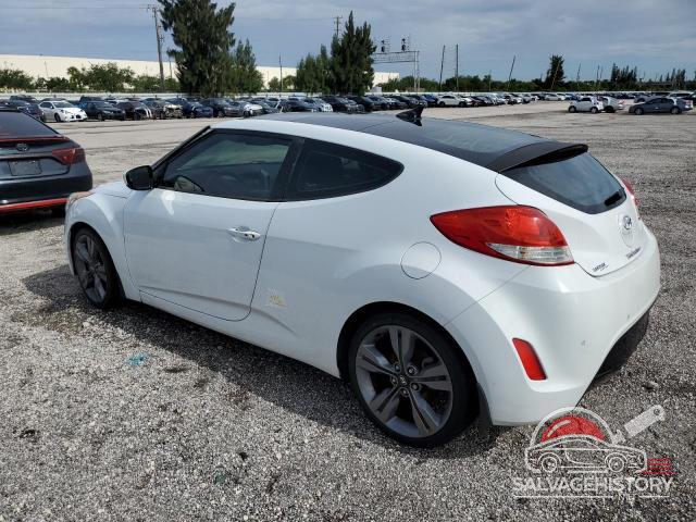 KMHTC6AD4FU226841 2015 HYUNDAI VELOSTER photo no. 2