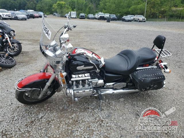 1HFSC34612A500171 2002 HONDA GL CYCLE photo no. 3