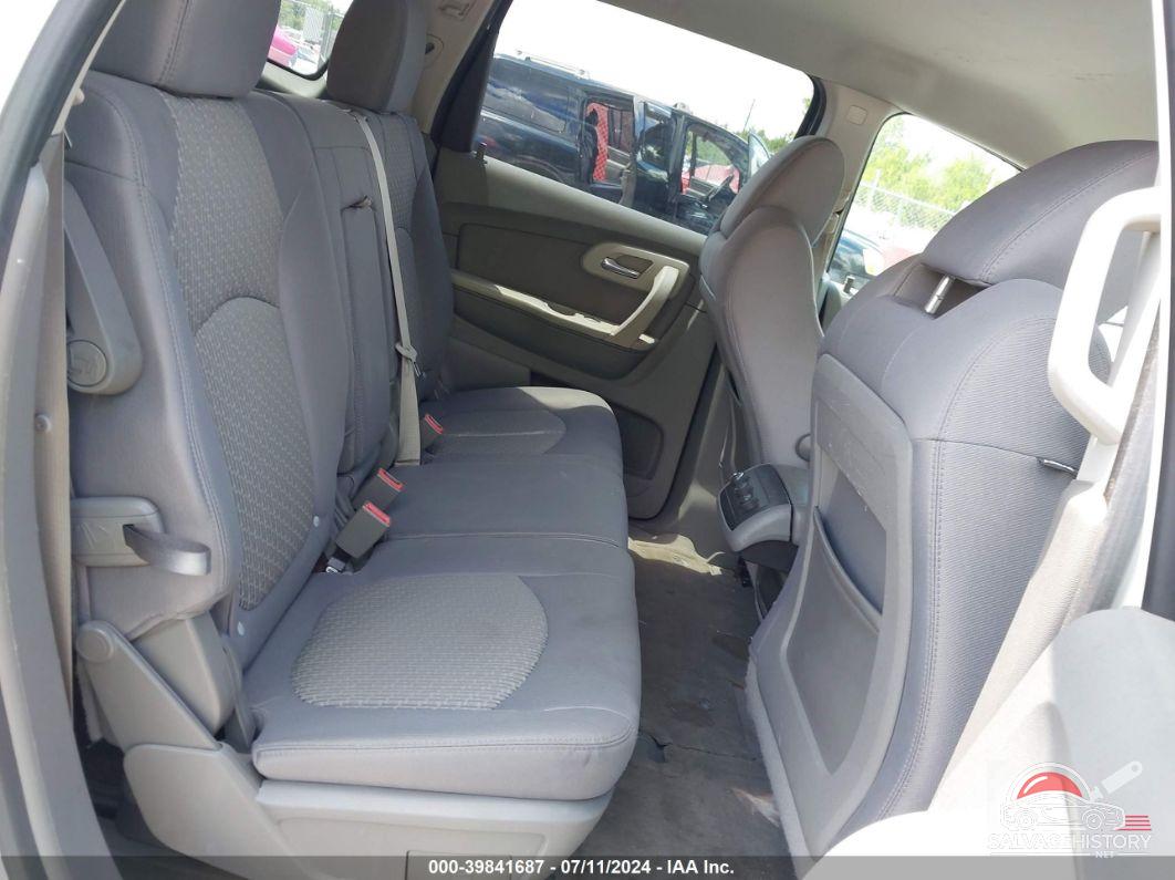 1GNKRFED6BJ415566 2011 CHEVROLET TRAVERSE photo no. 8