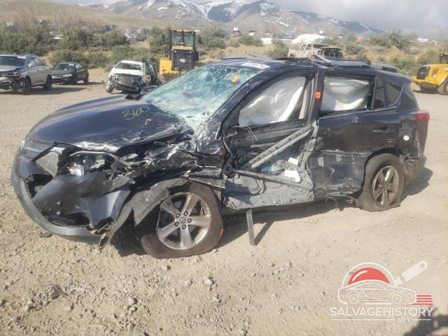 JTMRFREV0FD140260 2015 TOYOTA RAV4 XLE photo no. 2