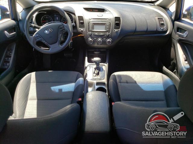3KPFL4A70HE132456 2017 KIA FORTE photo no. 8