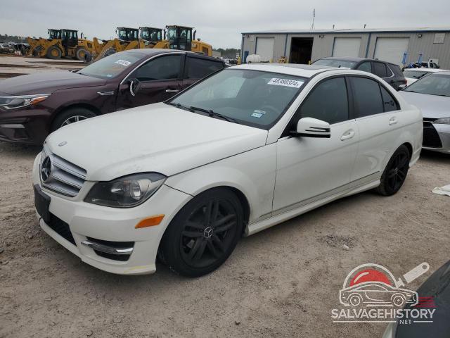 WDDGF8BB2CR202547 2012 MERCEDES-BENZ C-CLASS photo no. 4