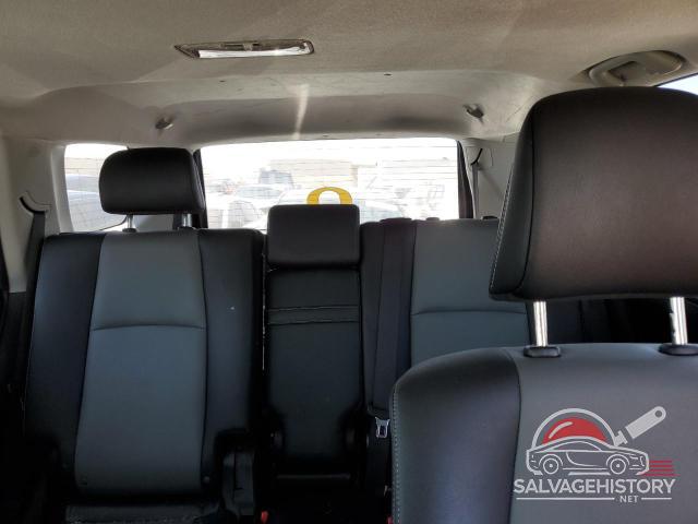 JTEBU5JR5K5656588 2019 TOYOTA 4RUNNER photo no. 10