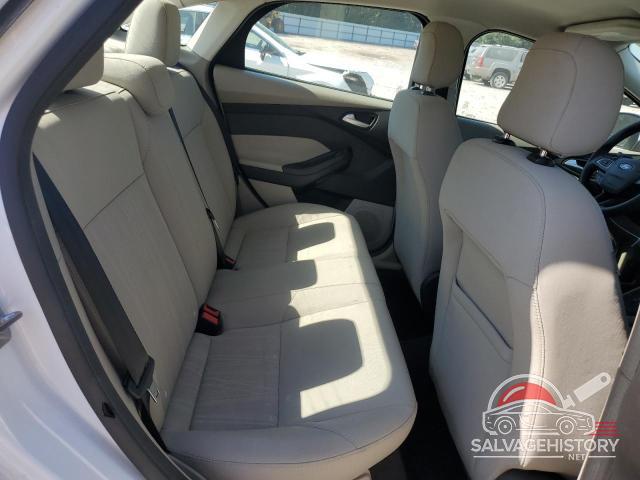 1FADP3FE5JL238417 2018 FORD FOCUS photo no. 10