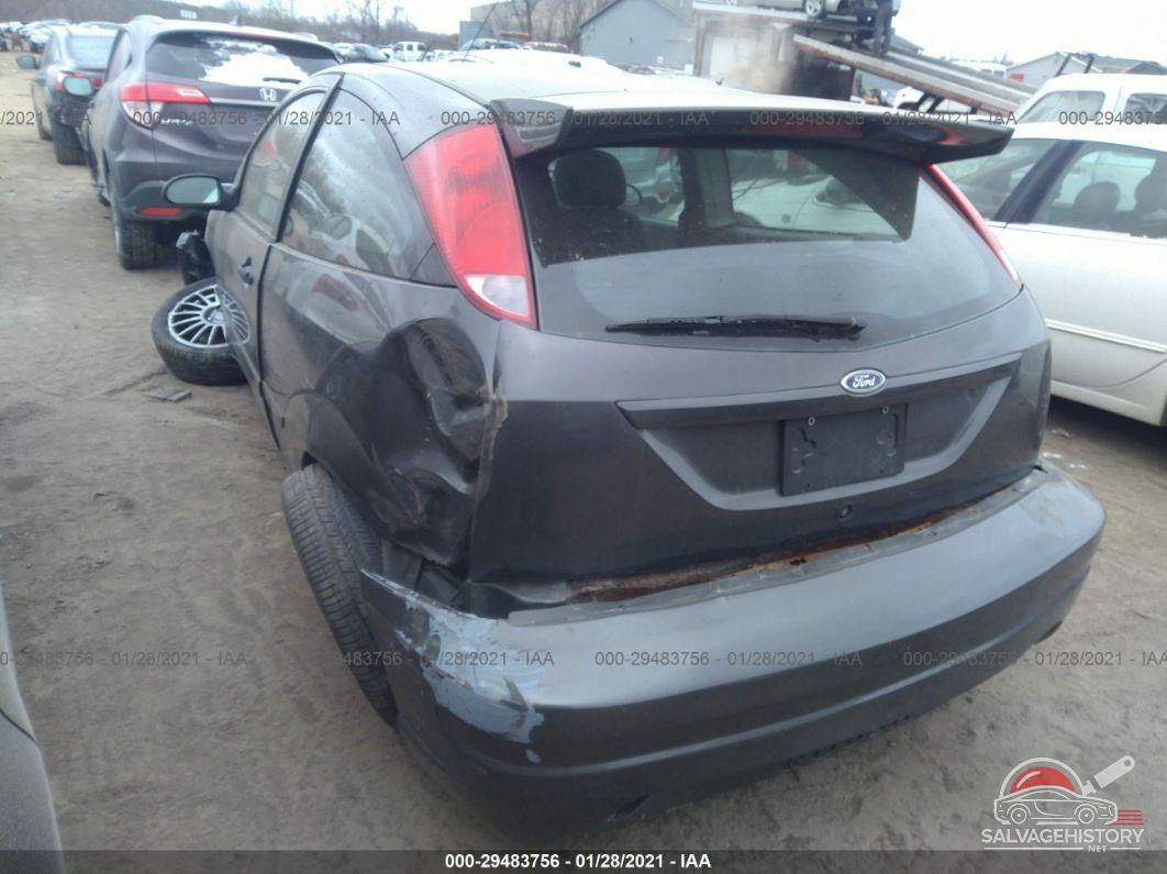 3FAFP31N75R100384 2005 FORD FOCUS photo no. 3